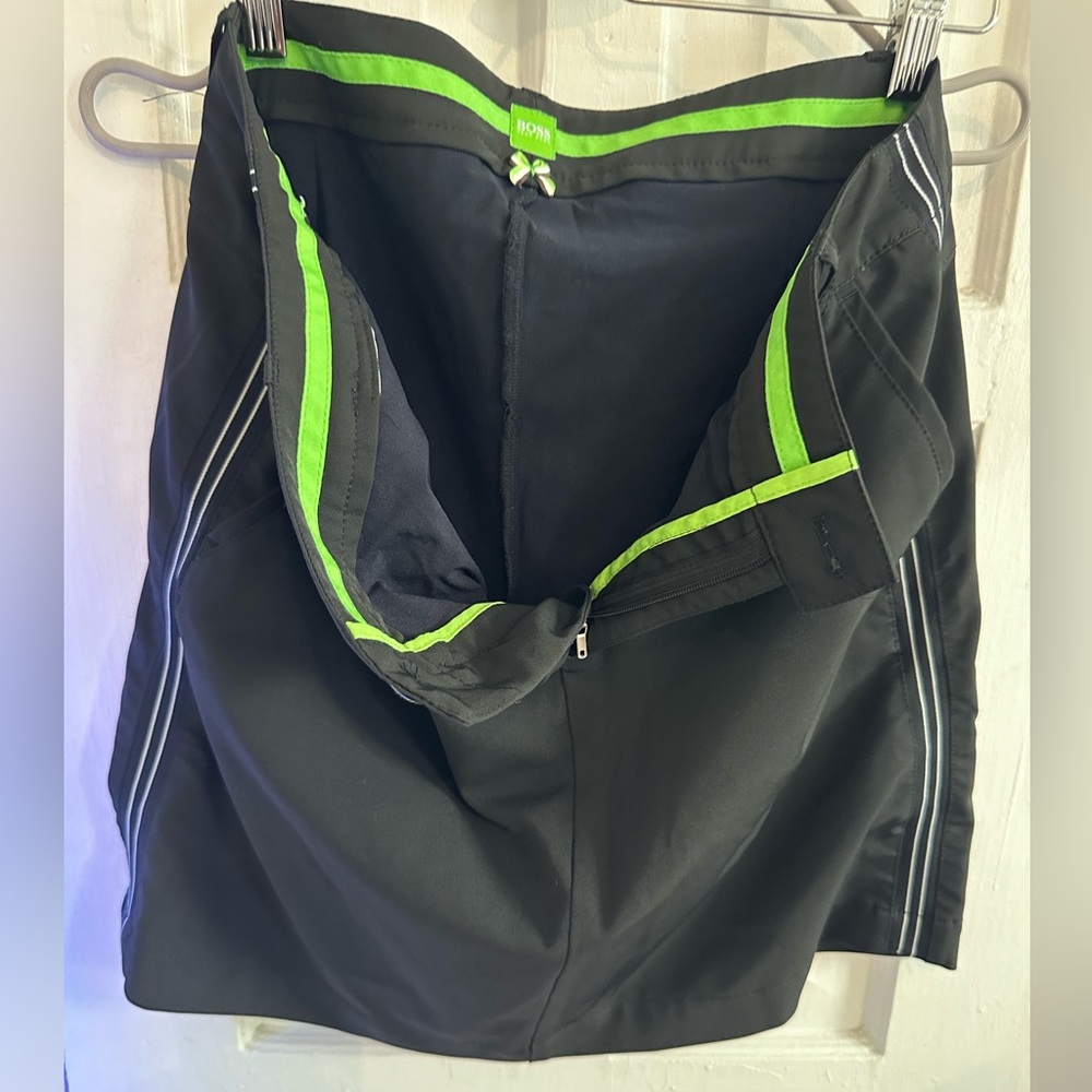 I—Hugo Boss - Picture 5 of 15